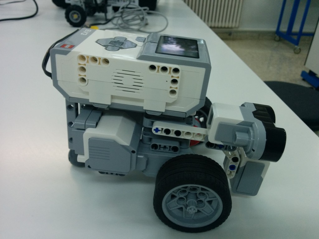 Montaje De Un Robot Lego Ev3